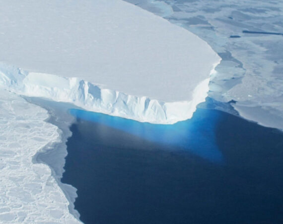 Glacier-Antarctica