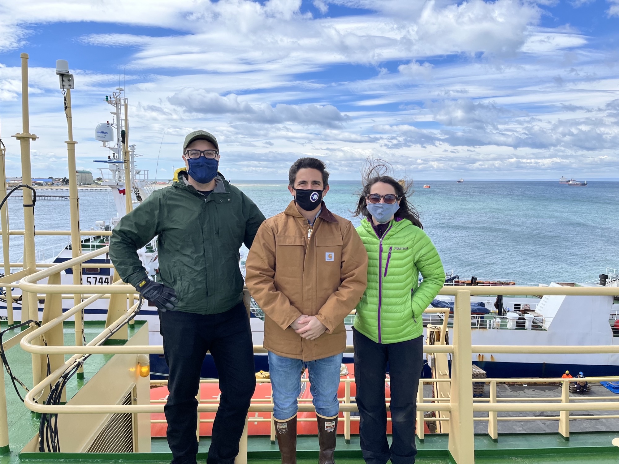 Read more about the article RUCOOL Grad Students Underway in Antarctica