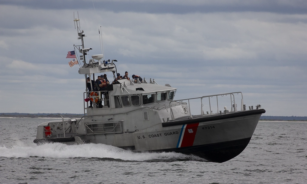 Rutgers Research Vessel Supports U.S. Coast Guard Response Training